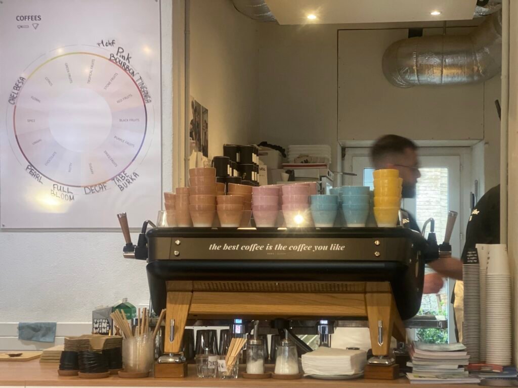 A Few Days in Zurich: Lake Walks, Little Cable Cars, and Excellent Pastries img 4797 3